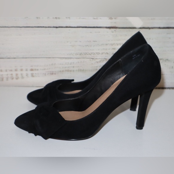 Audrey Brooke Heels Pumps Shoes Black Suede with Bow Detail Size 8.5 M - Picture 2 of 8